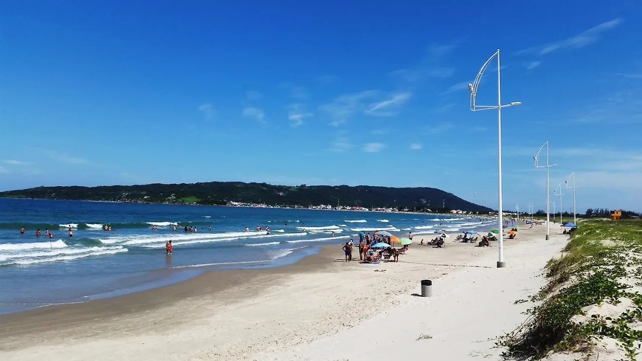 La Tatuira, Cabana Terra Pinheira 0*,  Brésil