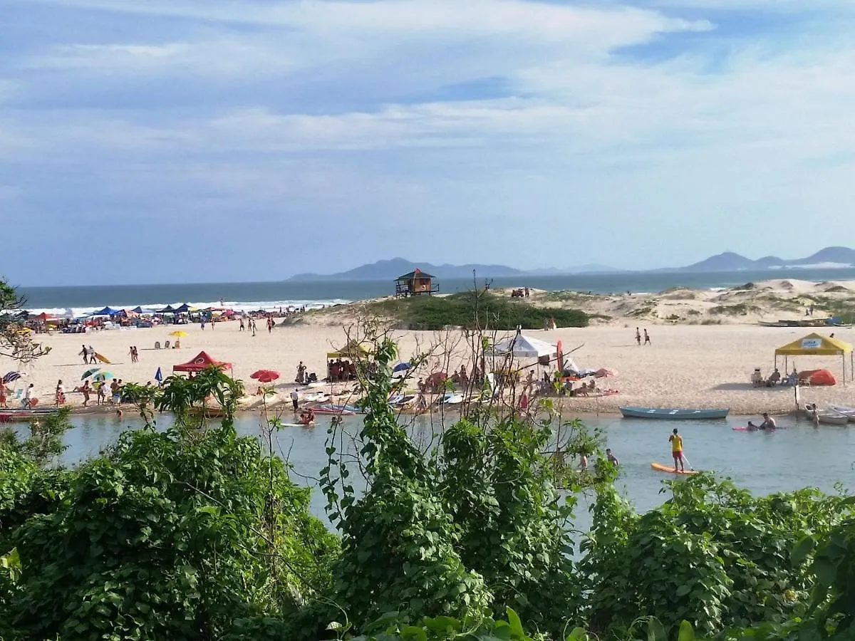 Hébergement de vacances La Tatuira, Cabana Terra Pinheira Brésil