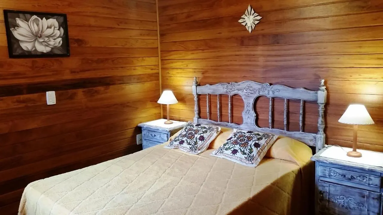 La Tatuira, Cabana Terra Pinheira Hébergement de vacances