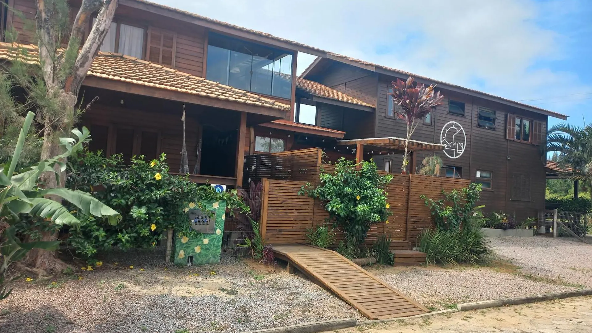 La Tatuira, Cabana Terra Pinheira Brésil